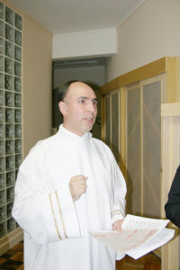 Ricardo-Hoepers,Pe.-Crédito