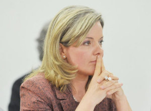 Gleisi Hoffmann: não viajará