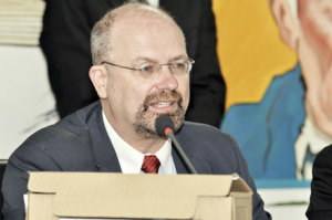 Jorge Bernardi: “só a Câmara Municipal”