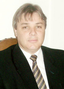 Roberto Haseman: situação