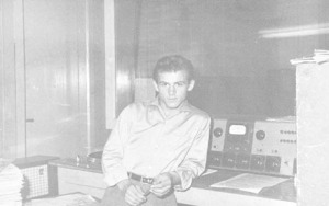 Wasyl em estúdio de rádio, na juventude...