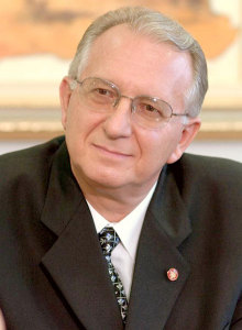 Clemente Ivo Juliatto: passos essenciais