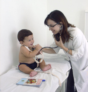 PUERICULTURA: Atendento crianças