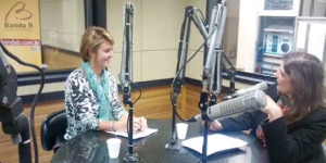 Fernanda e Denise durante entrevista na Banda B.