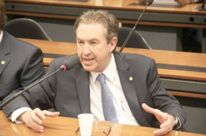 Luciano Ducci – apoio