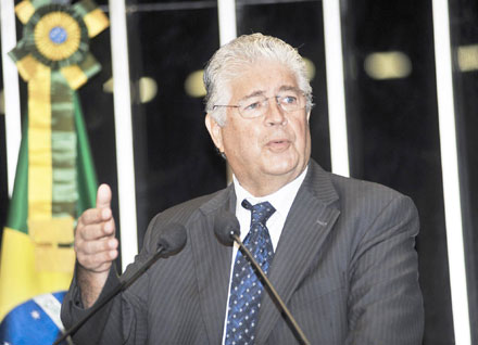 Roberto Requião: o nome da vez