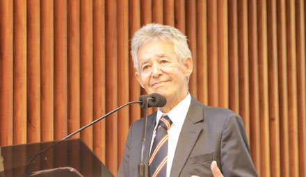Luiz Carlos Martins: na tribuna da AL