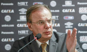 Luiz Sallim Emed: primeiro do volume 9. (Foto: Daniel Castellano)