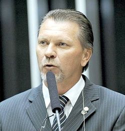 Deputado Affonso Hamm: só para proteger?