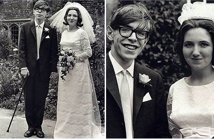 Stephen Hawking posa com uma bengala ao lado de Jane, sua primeira mulher, em 1967: a doença começava a agir.
