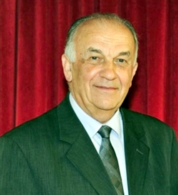 Reitor Waldemiro Gremski: formar cidadãos críticos