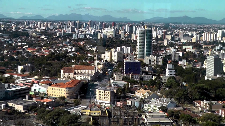 Curitiba vista da torre panorâmica das Mercês.