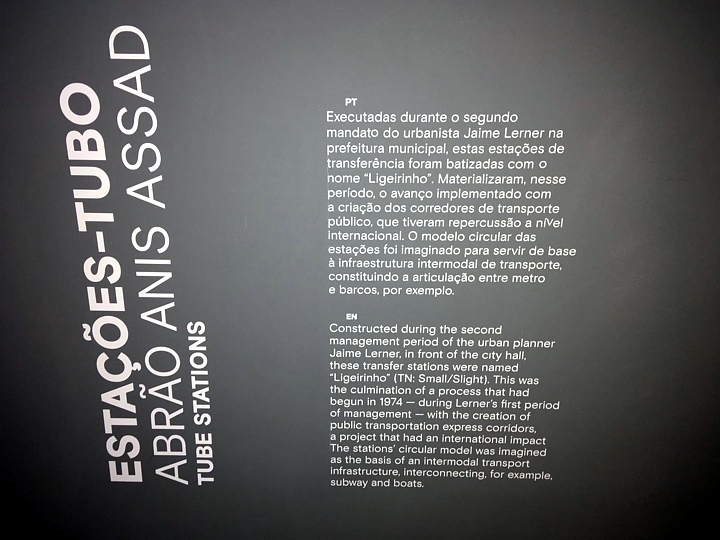 Memorial da estação-tubo