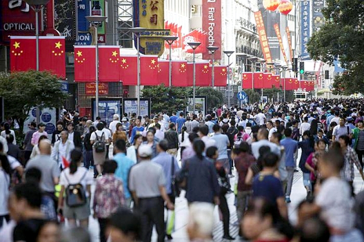 Cenas comuns na China com superpopulação