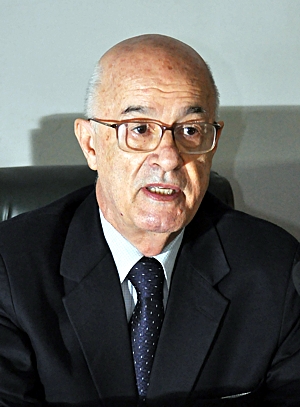 Oscar Alves: pedidos sem respostas