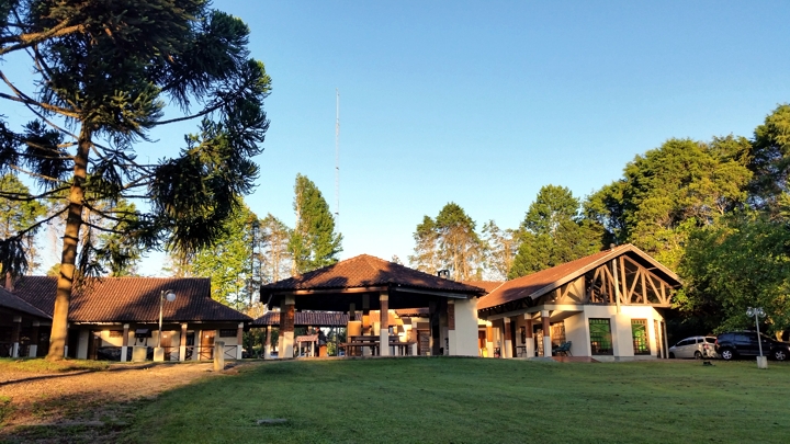 Na Casa Padre Réus, do Instituto Ciência e Fé, em Piraquara.