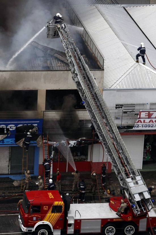 Carro de bombeiros ...