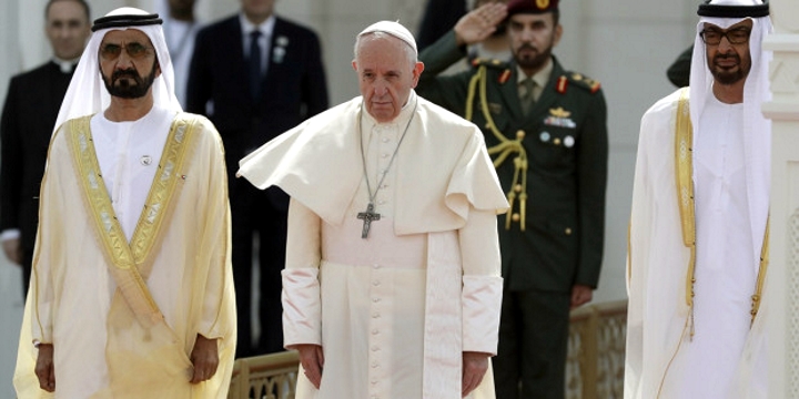 Papa Francisco nos Emirados Árabes (AP-Associated Press-East News)