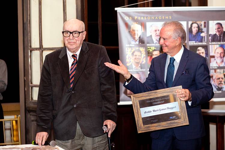 AROLDO MURÁ LANÇA BIOGRAFIA DE NEY LEPREVOST