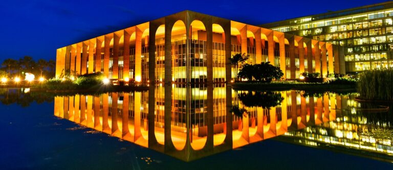 ITAMARATY PEDE AJUDA INTERNACIONAL PARA COMPRA DE KIT-INTUBAÇÃO