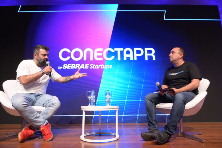 ConectaPR termina com palestra de Igor Coelho