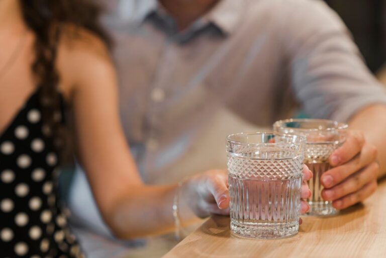 Consumo menor de álcool amplia demanda por água