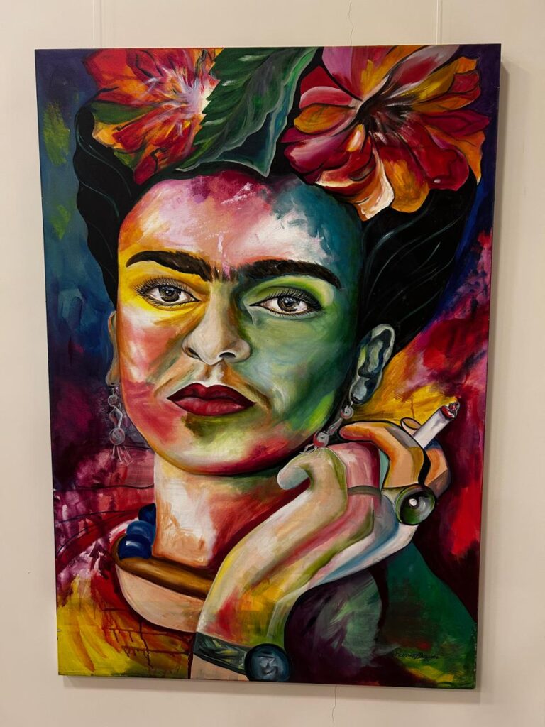 Curitiba tem maior acervo do país dedicado a Frida Kahlo