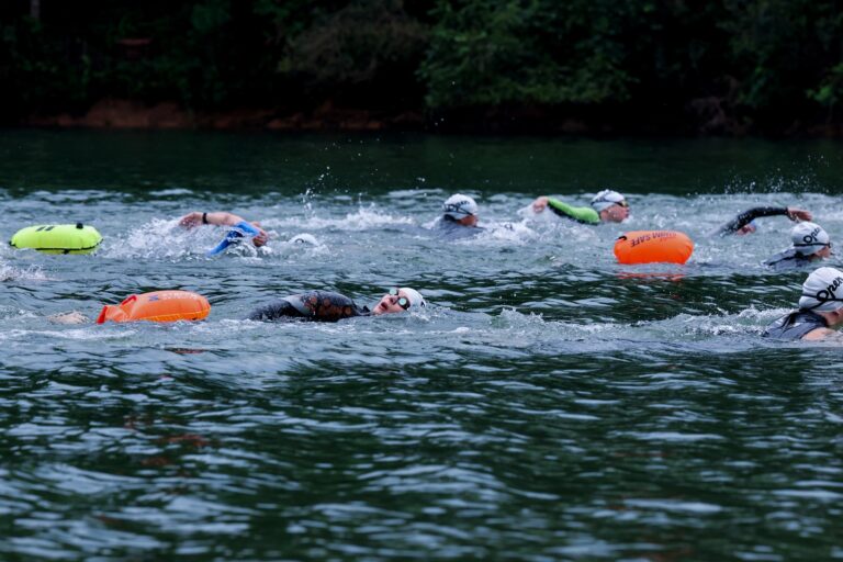 Esporte e natureza: Natação em águas abertas chega a Curitiba