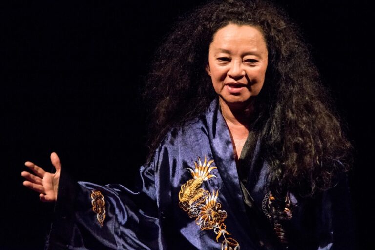 Nena Inoue recebe Prêmio Mestras e Mestres da Funarte