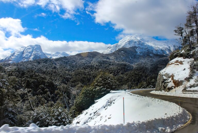 Neve em Bariloche: mais perto, barato e vai até setembro
