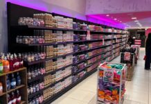 MiniMake inaugura loja no Centro com produtos a R$10